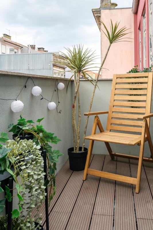 Cedofeita Sunshine Luxury Apartment Downtown Porto - image 14