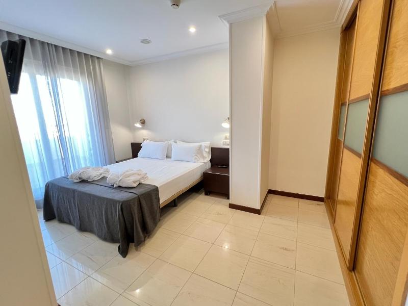 Apartamentos Mediterráneo Real - image 2