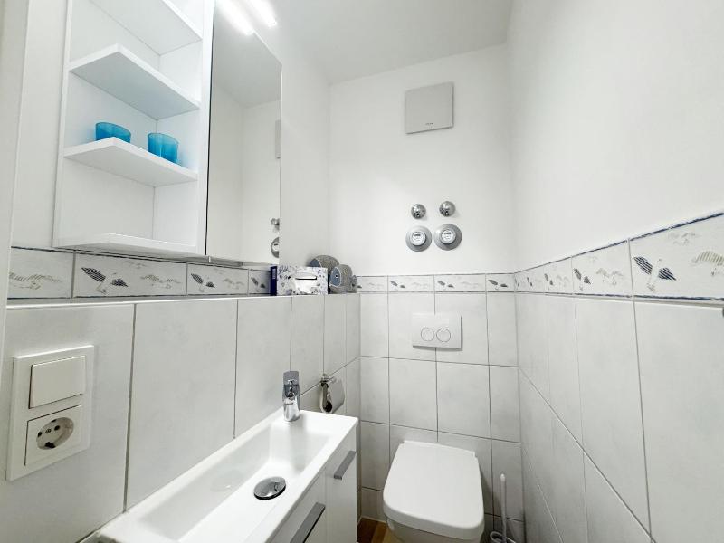 Villa Annika Whg 12 Penthouse Baltica mit Balkon - image 13