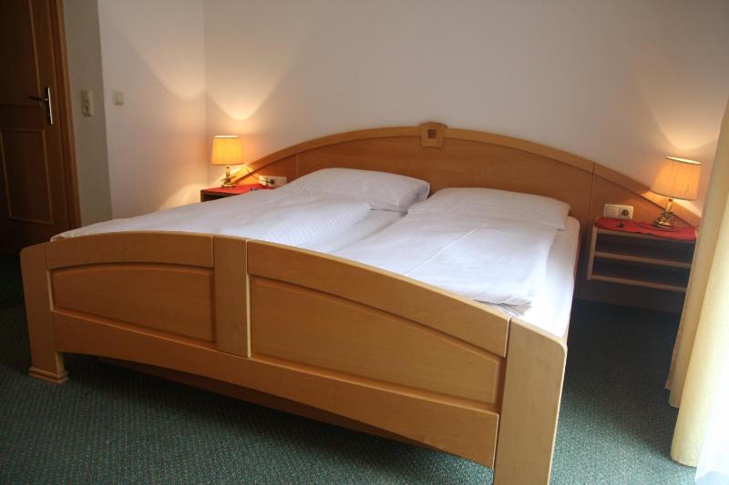 Classic Double Room - Annex image 4