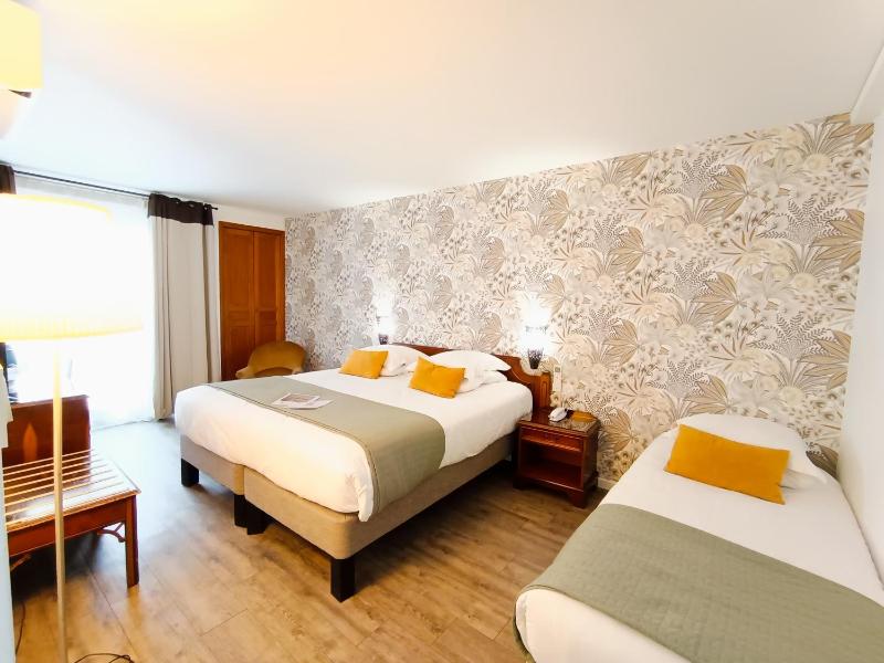 Triple Room image 1
