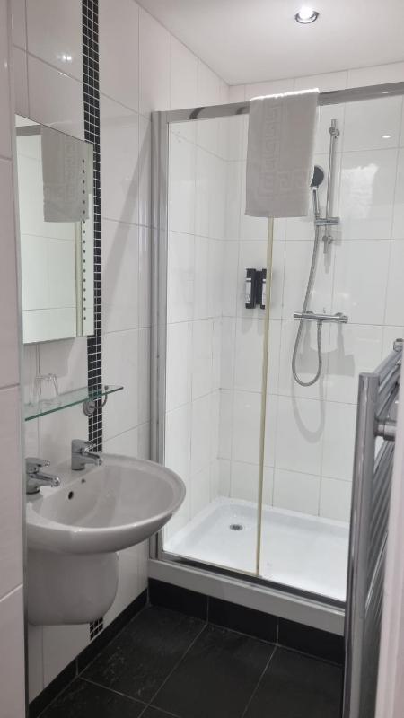Standard Double Room image 1
