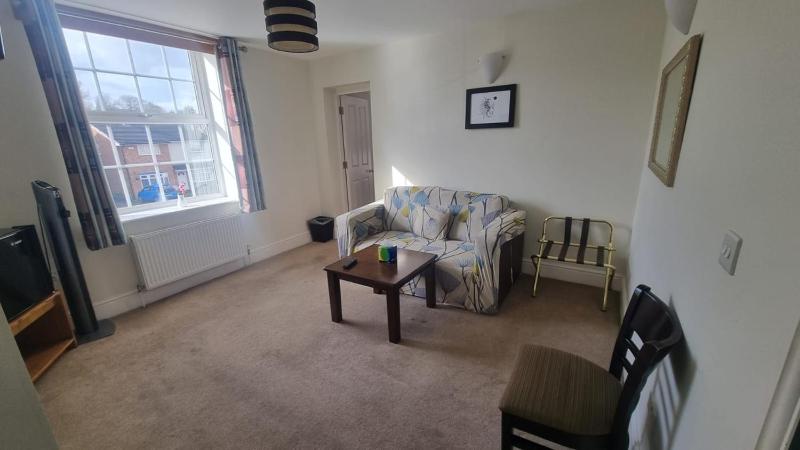 Family Room (2 Adults + 2 Children) image 2