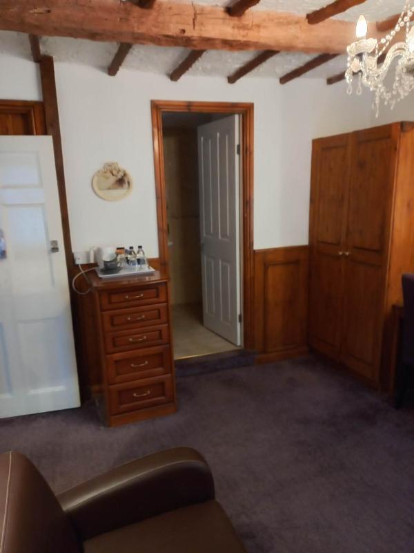 Deluxe Double Room image 2