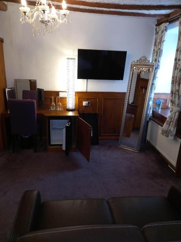 Deluxe Double Room image 4