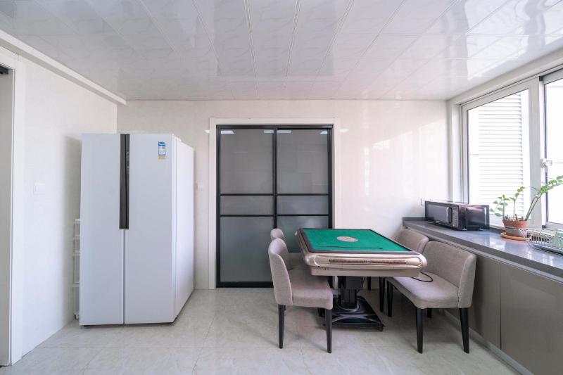 Yidu Home-Near People's Square Nanjing Road Pedestrian Street & Subway Credit Cards OK - image 12