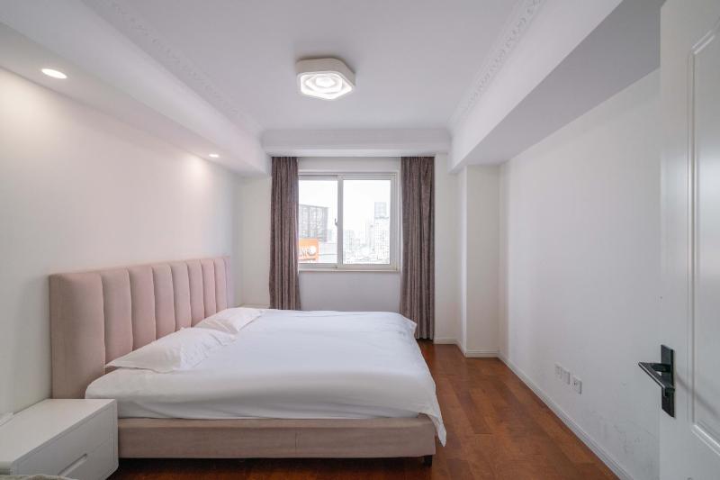 Yidu Home-Near People's Square Nanjing Road Pedestrian Street & Subway Credit Cards OK - image 14