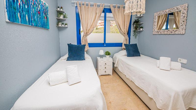 Duquesa Suites 514 - image 13