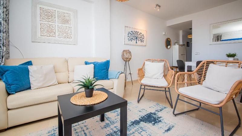 Duquesa Suites 514 - image 32