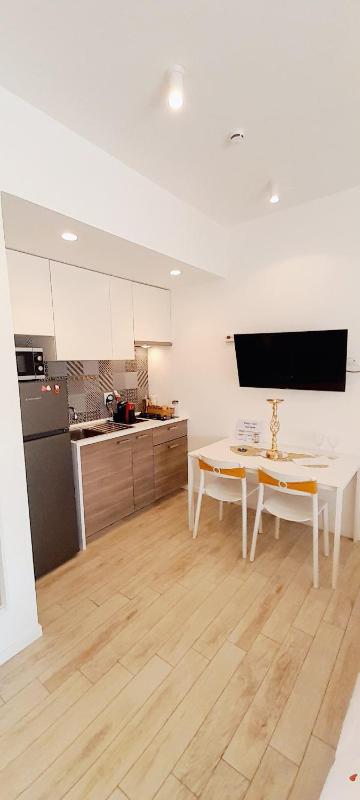 Double Room with Spa Bath image 3