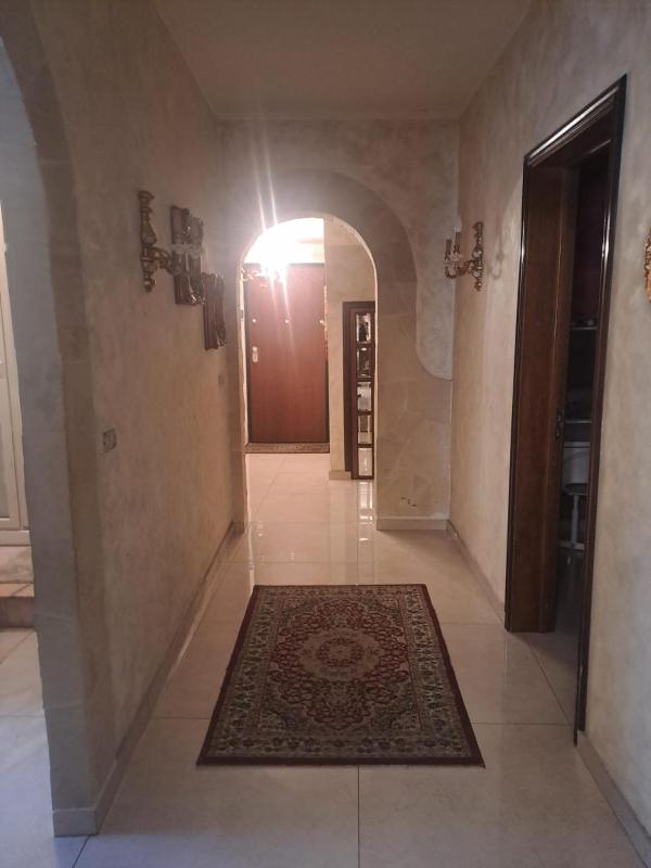 Luxury House - image 10