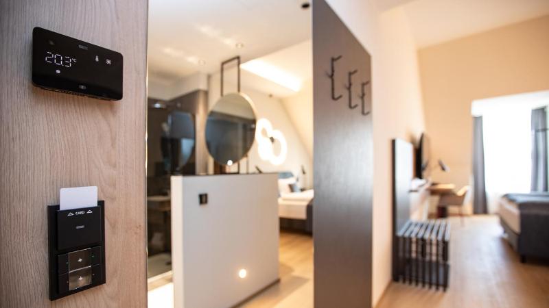 Double Room image 4