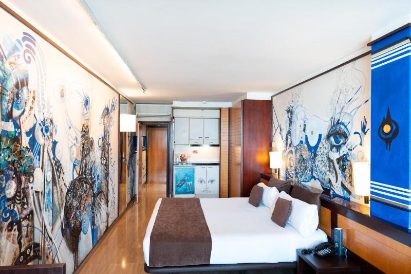 Superior Double or Twin Room image 1