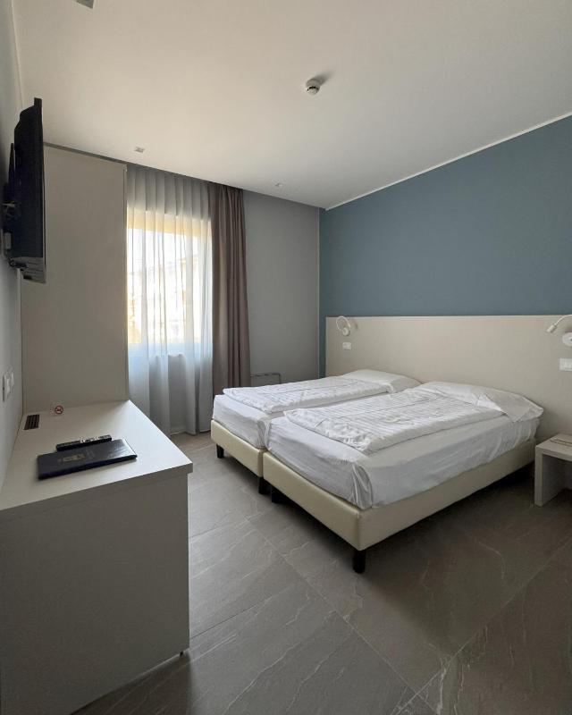 Superior Double or Twin Room image 2