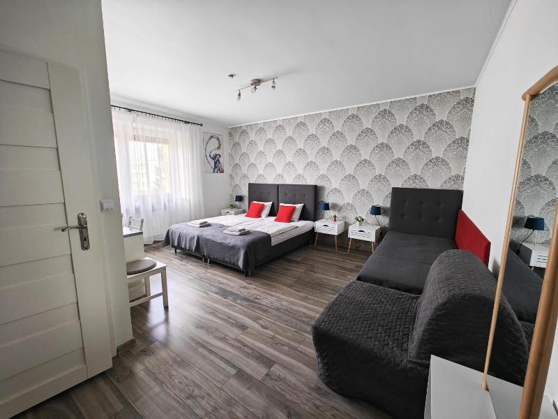 Quadruple Room with Bathroom image 3
