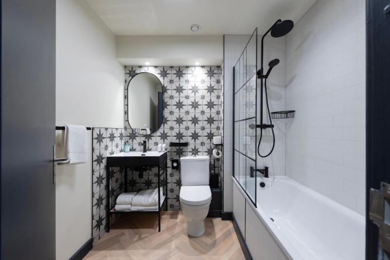 King Room image 1