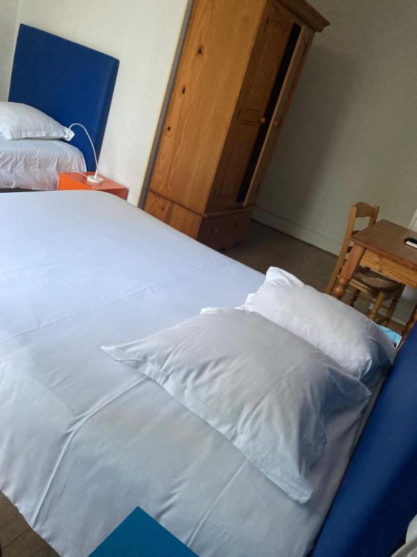 Triple Room image 4