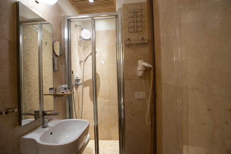 Double Room with Terrace image 3