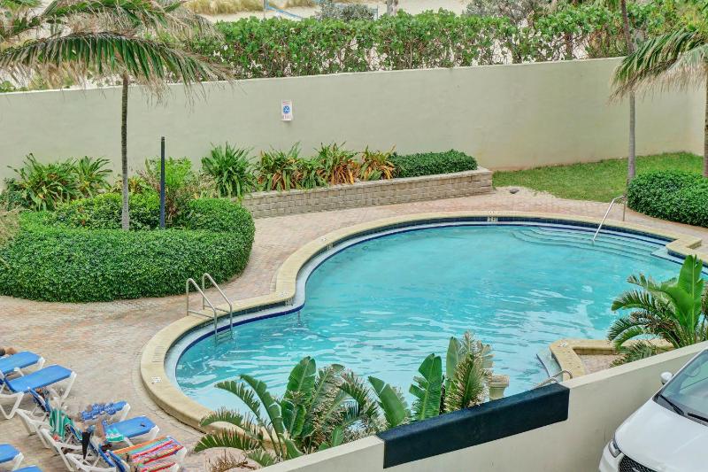 Luxury Beachfront Apartments 4001 S Ocean Dr - image 21