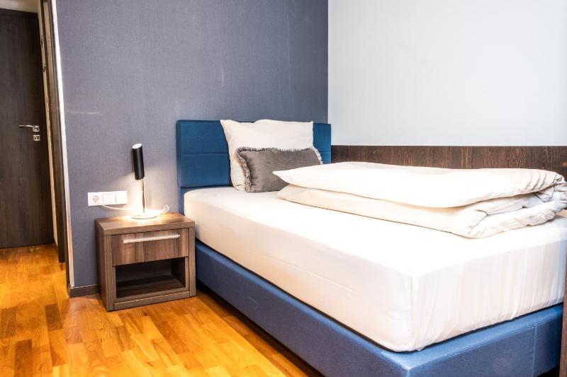 Deluxe Single Room image 4