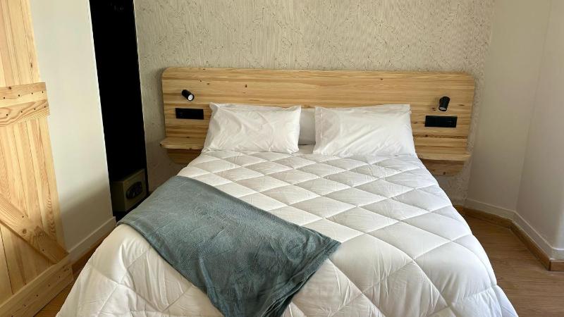 Economy Double or Twin Room image 1