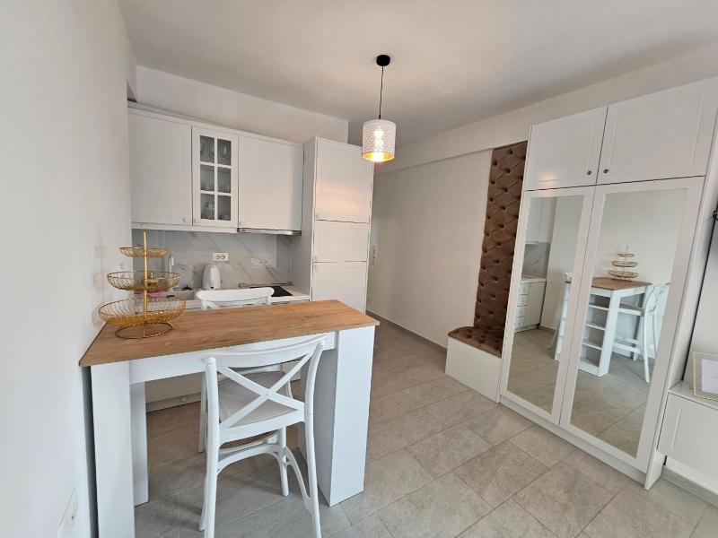 Calypso Sea View Studio - image 11