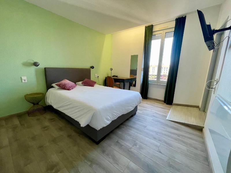 Double Room - Disability Access image 1