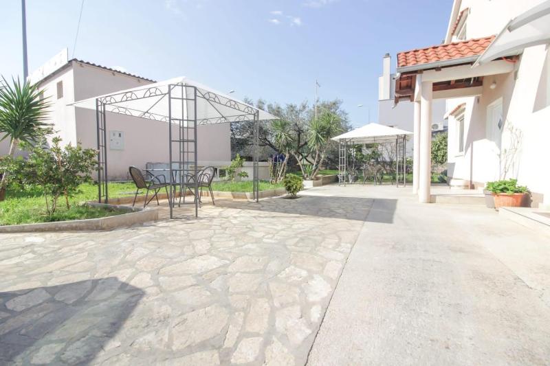 Pool house LUKA - image 30