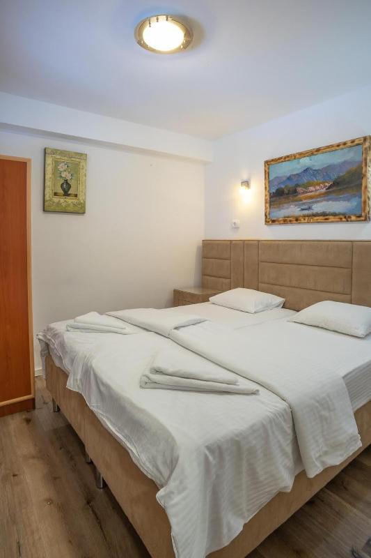 One-Bedroom Apartment (2 Adults) image 1