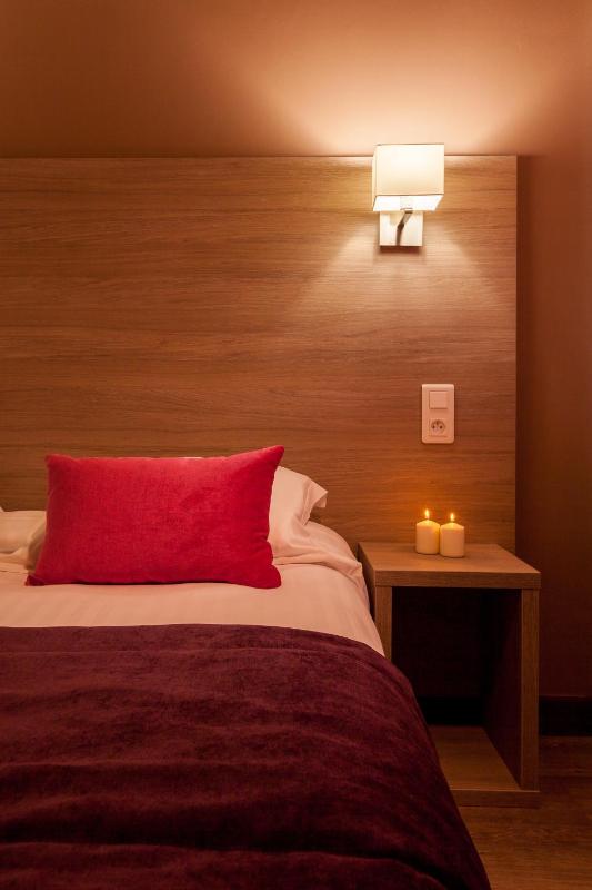 Double or Twin Room with Terrace image 4