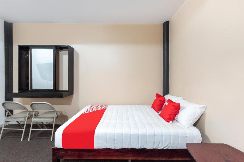 OYO Hotel Emperador Oaxaca - image 15