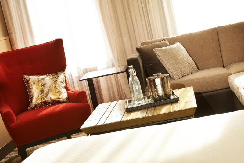 Metropolitan at The 9 Autograph Collection - image 9