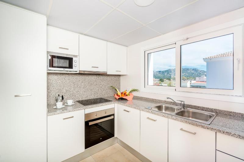 Apartaments Condado by Marsol - image 3