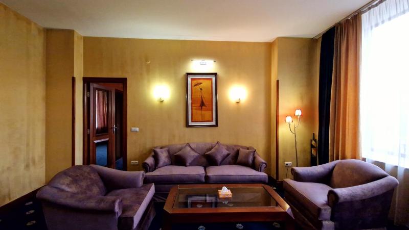 Double Room with Balcony image 3