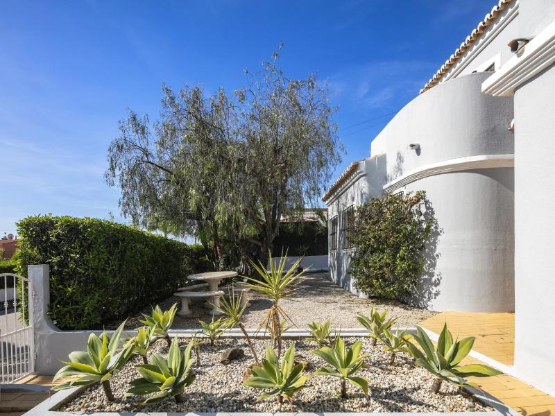 Villa in coastal town of Carvoeiro Algarve - image 20