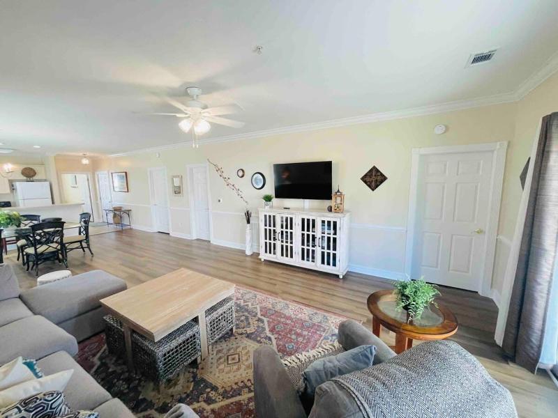 Imagine #1 your vacation at this beautiful condo - image 18