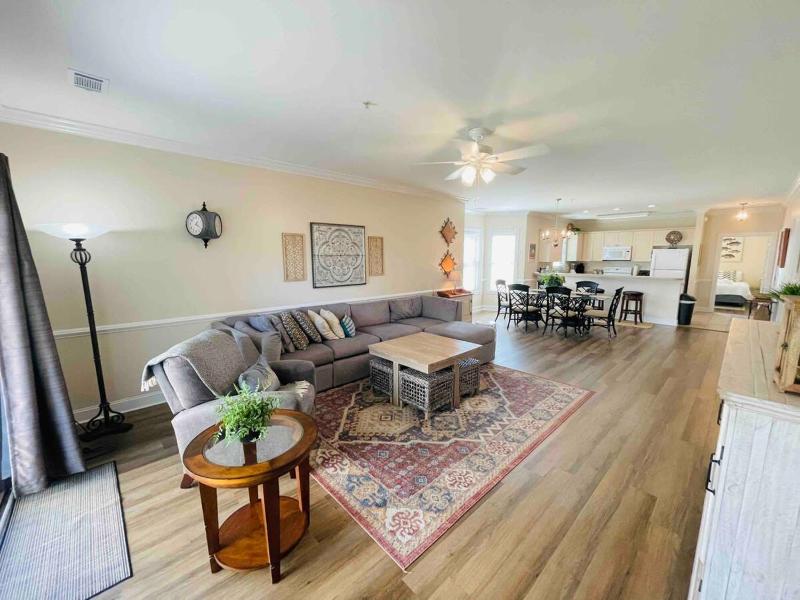 Imagine #1 your vacation at this beautiful condo - image 14