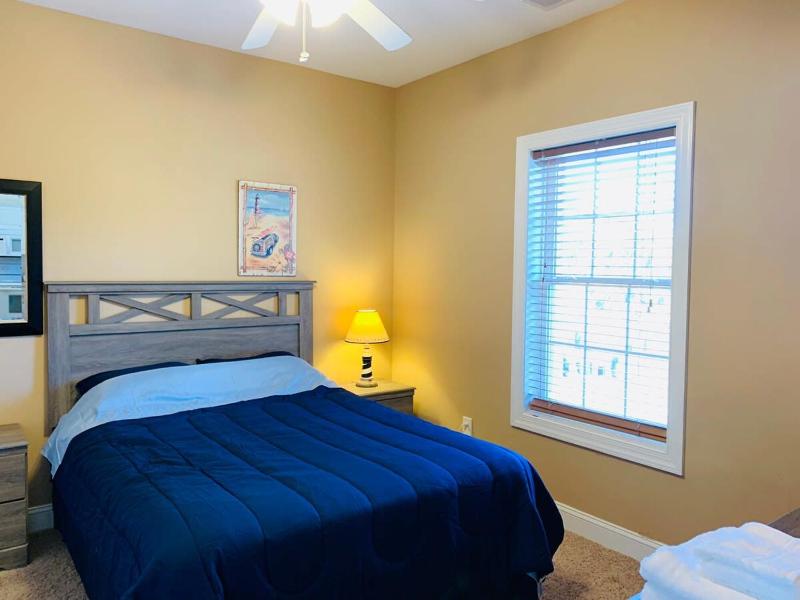 Pleasant enjoyable vacation condo in MB - image 31