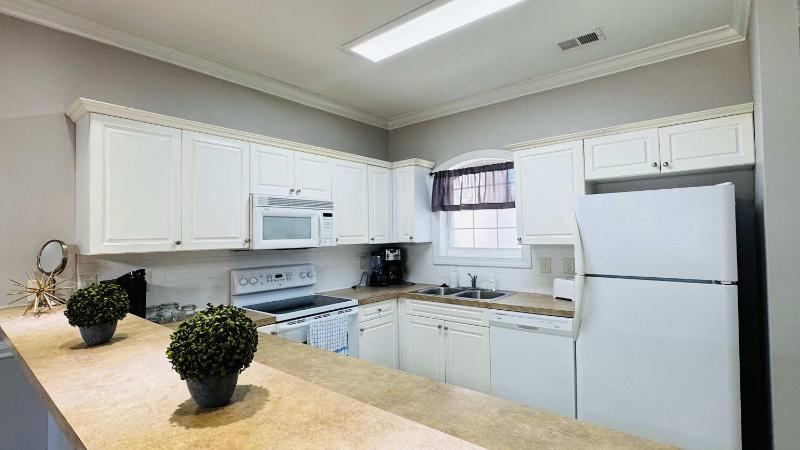 Memorable stay at cozy 2BR condo in Magnolia - image 7