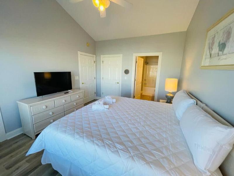 Amazing Pond View condo pool at MyrtleWoods - image 49