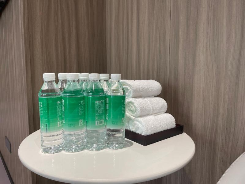 Guangzhou Qiling LN DF Hotel - image 6