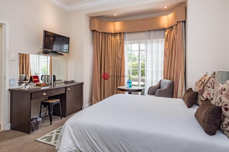 Clico Boutique Hotel - image 8