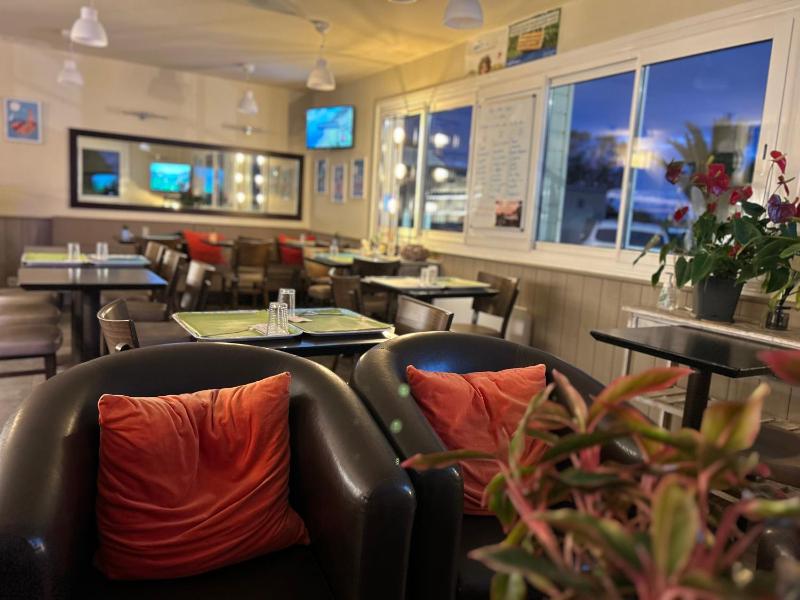 BRIT HOTEL CONFORT Lannion vers Perros-Guirec - image 15