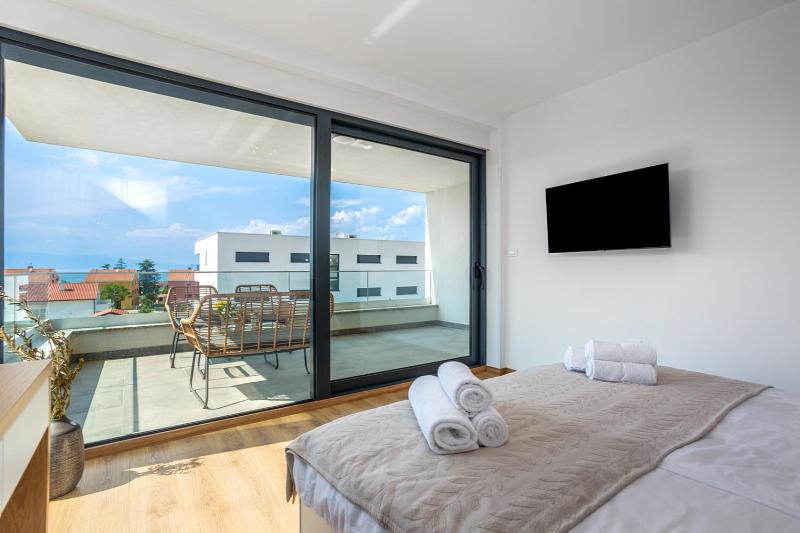 Villa Larus on Island Krk for 6 people with sea view & only 500 m from the sea - image 32