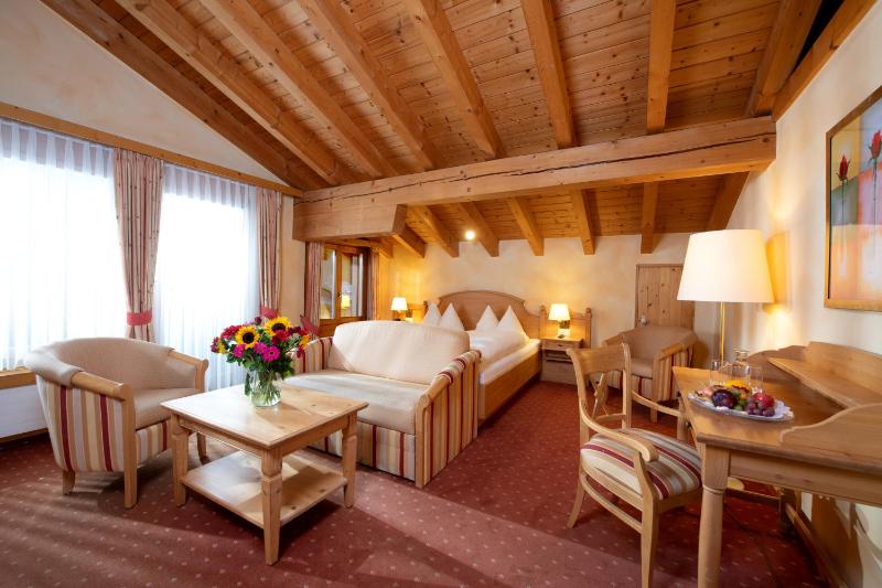 Superior Double Room with Balcony image 1
