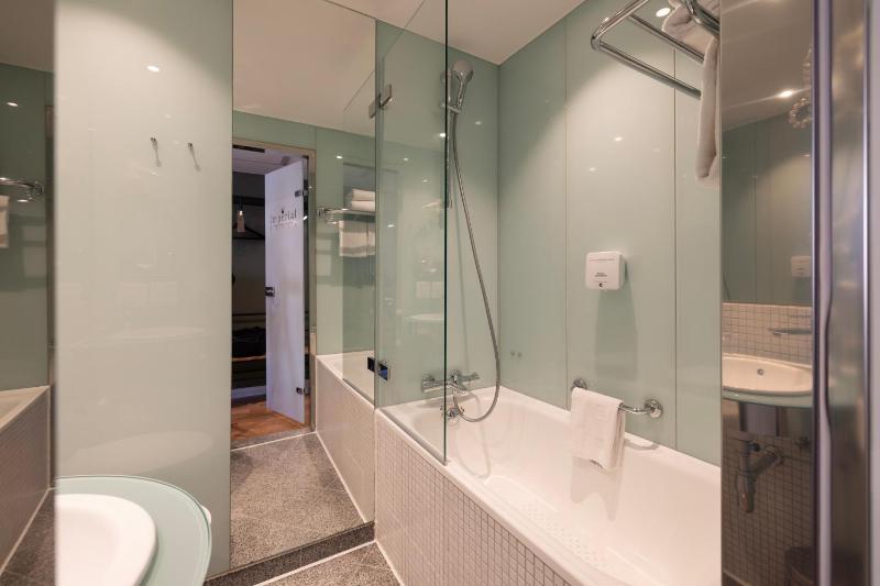 Superior Single Room image 3