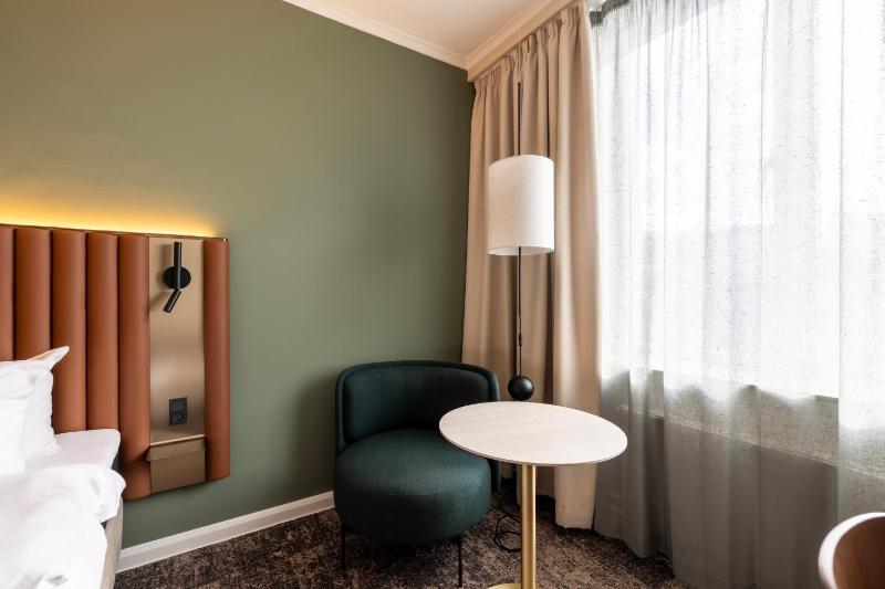 Standard Double Room image 1