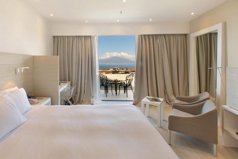 Executive King Room with Sea View image 1