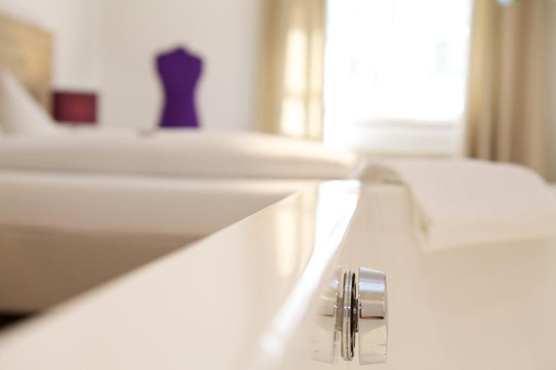 Suite image 3