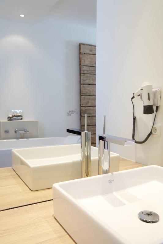 Suite image 4